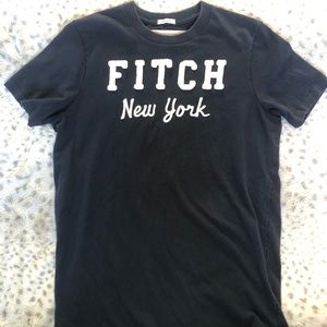 Men’s Abercrombie & Fitch Muscle Fit Tee Medium